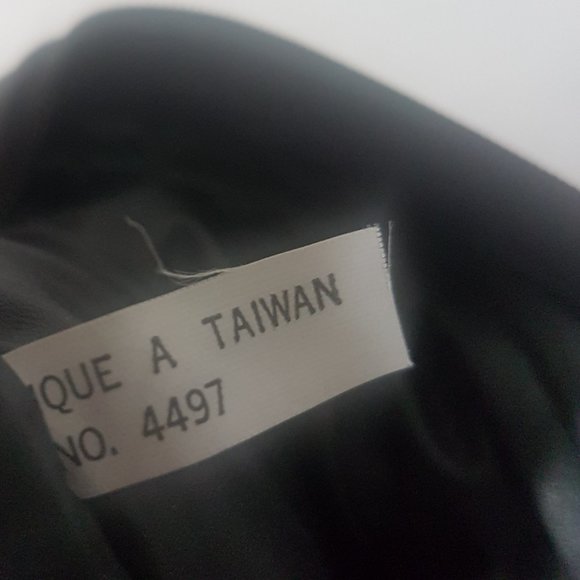 Vintage TED LAPIDUS Paris 3S Toiletry Cosmetic Bag Vinyl Faux Leather Taiwan - Picture 8 of 11